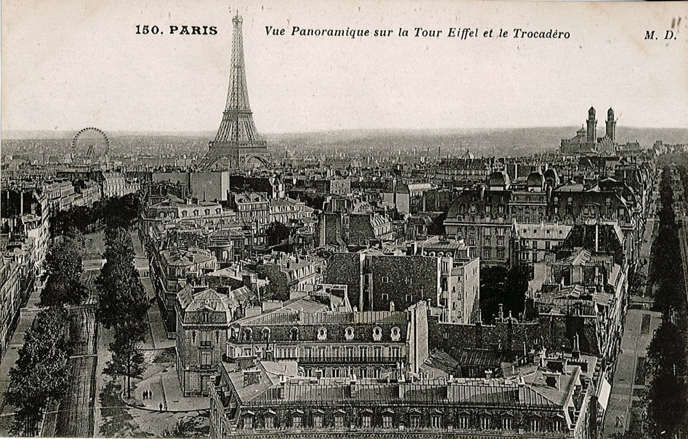The Palais du Trocadéro seen from the Arc de Triomphe 