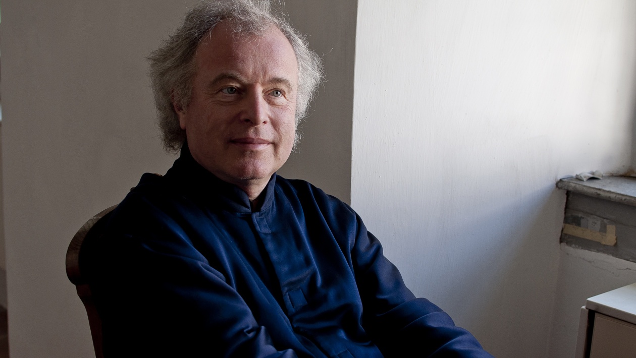 Portrait de Sir Andreas Schiff