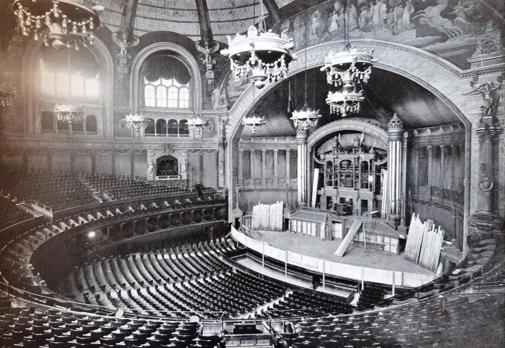 1935 – Démontage de l’orgue du Trocadéro