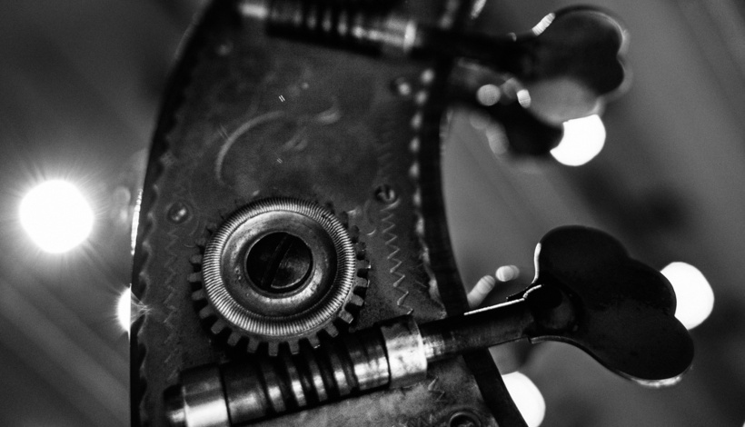Instrument